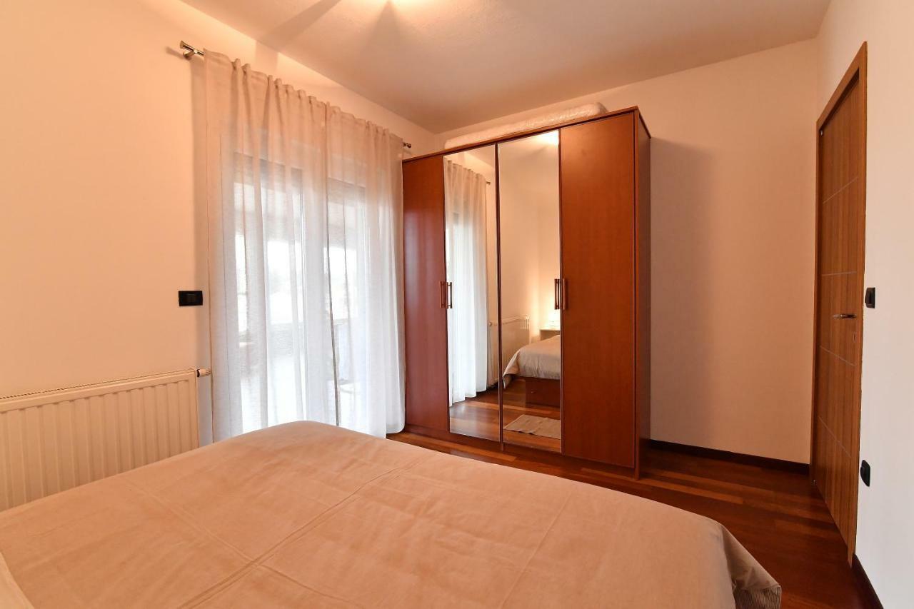 City Penthouse Vita Пула Экстерьер фото