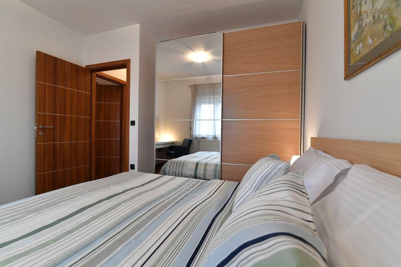 City Penthouse Vita Пула Экстерьер фото